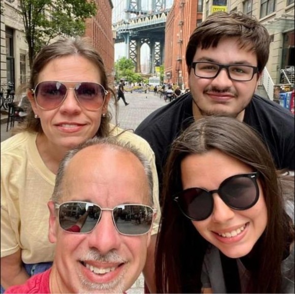 Meet your Posher, Kevin - Picture 1 of 1